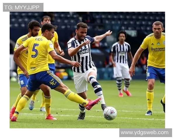 伯明翰主场迎战女王公园巡游者球队争夺英冠积分榜关键战役